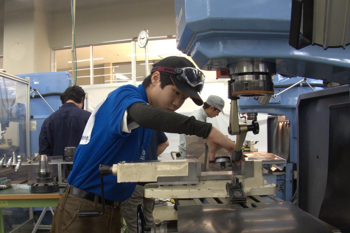 求められる正確な操作と精度